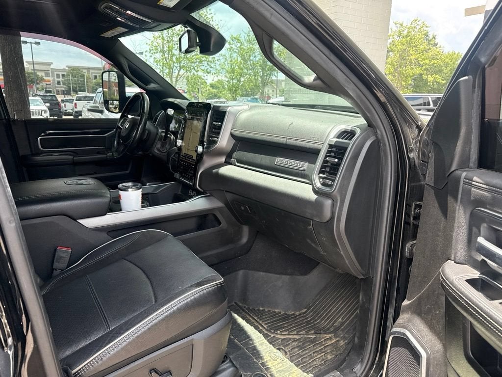 2020 RAM 2500 Laramie Crew Cab 4x4 6'4" Box