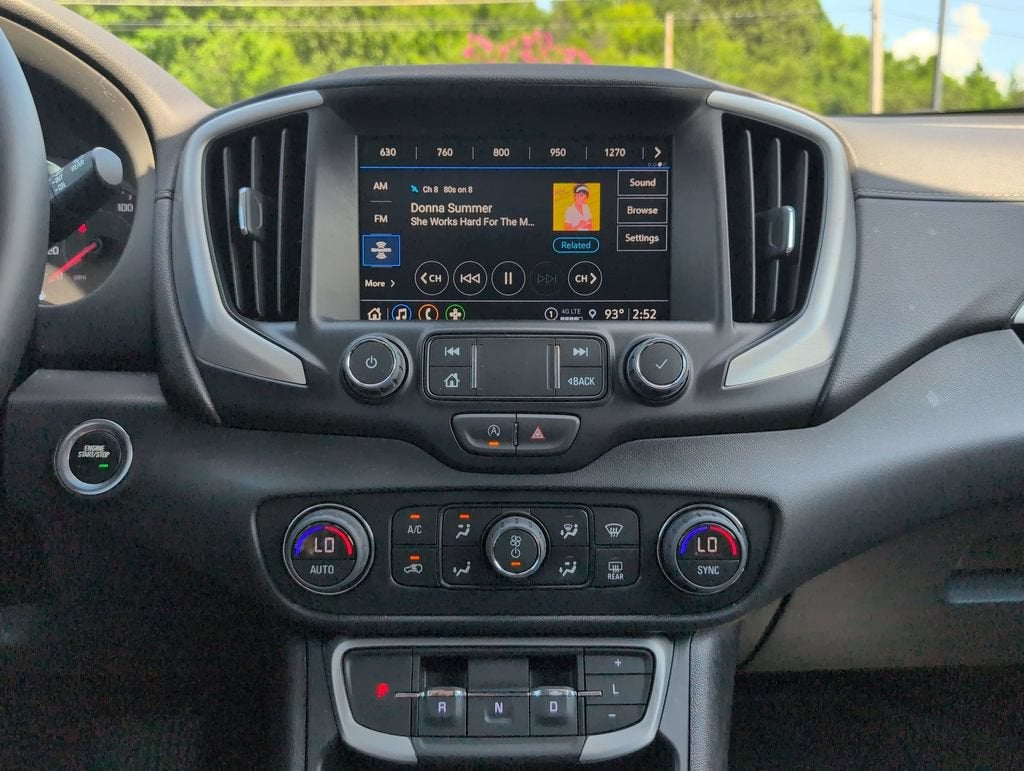 2023 GMC Terrain SLT