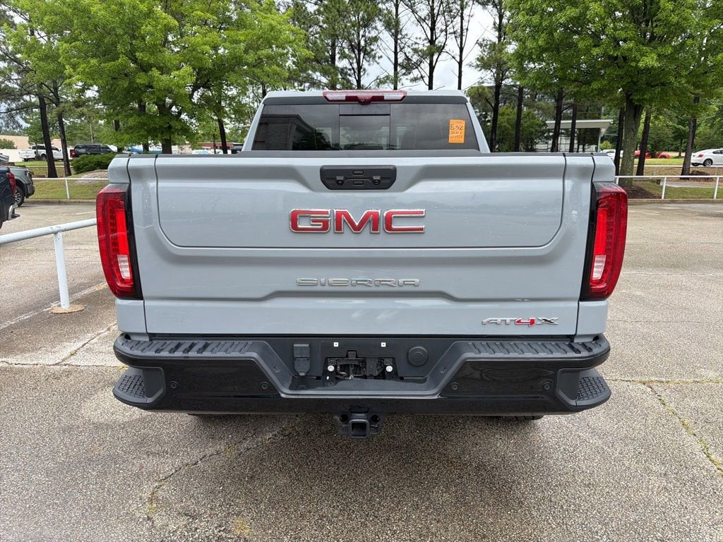 2024 GMC Sierra 1500 AT4X