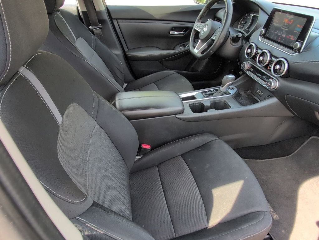 2021 Nissan Sentra SV Xtronic CVT