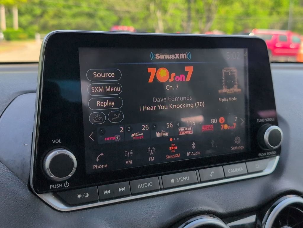 2021 Nissan Sentra SV Xtronic CVT