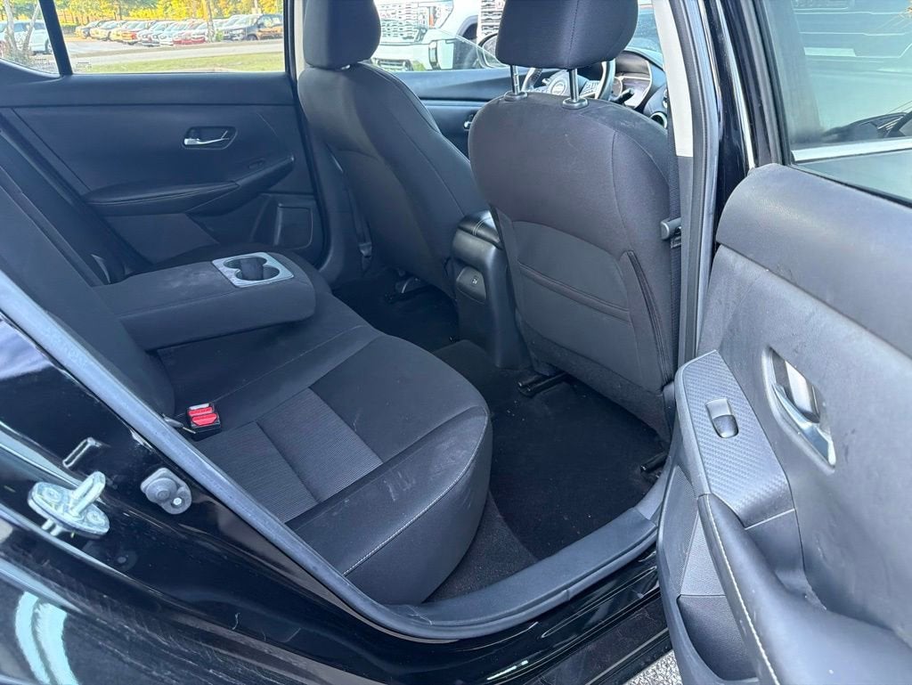 2022 Nissan Sentra SV Xtronic CVT