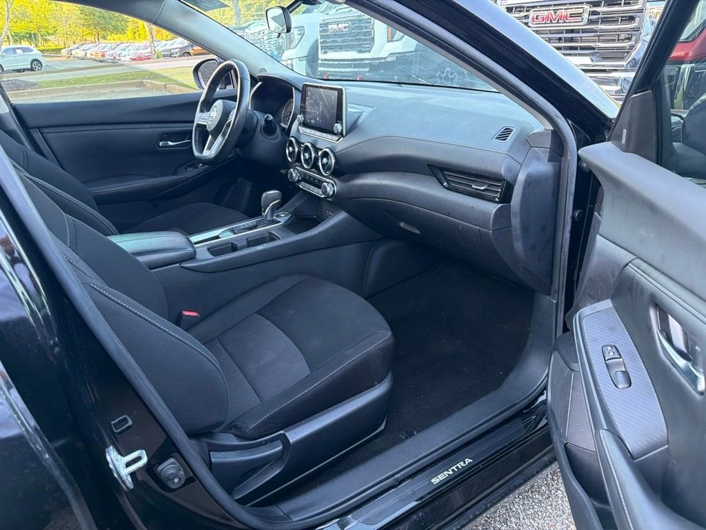2022 Nissan Sentra SV Xtronic CVT