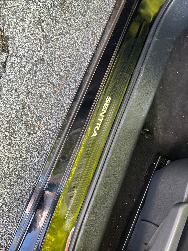 2022 Nissan Sentra SV Xtronic CVT