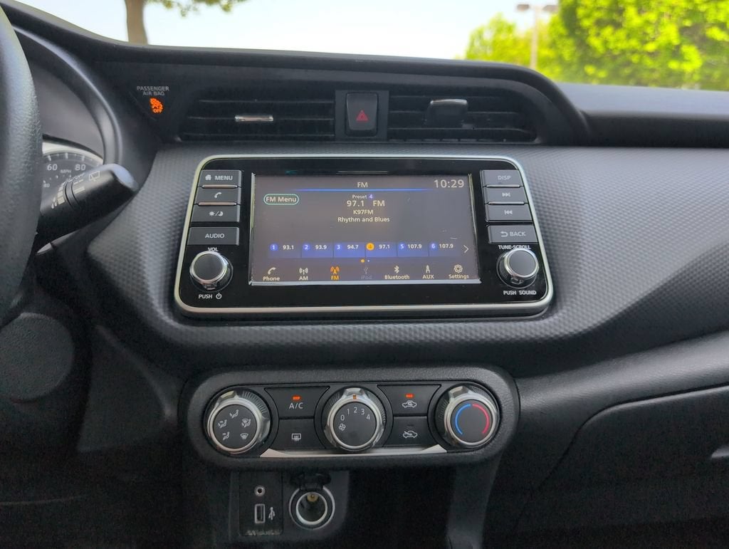 2024 Nissan Kicks S