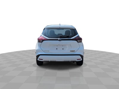 2024 Nissan Kicks S