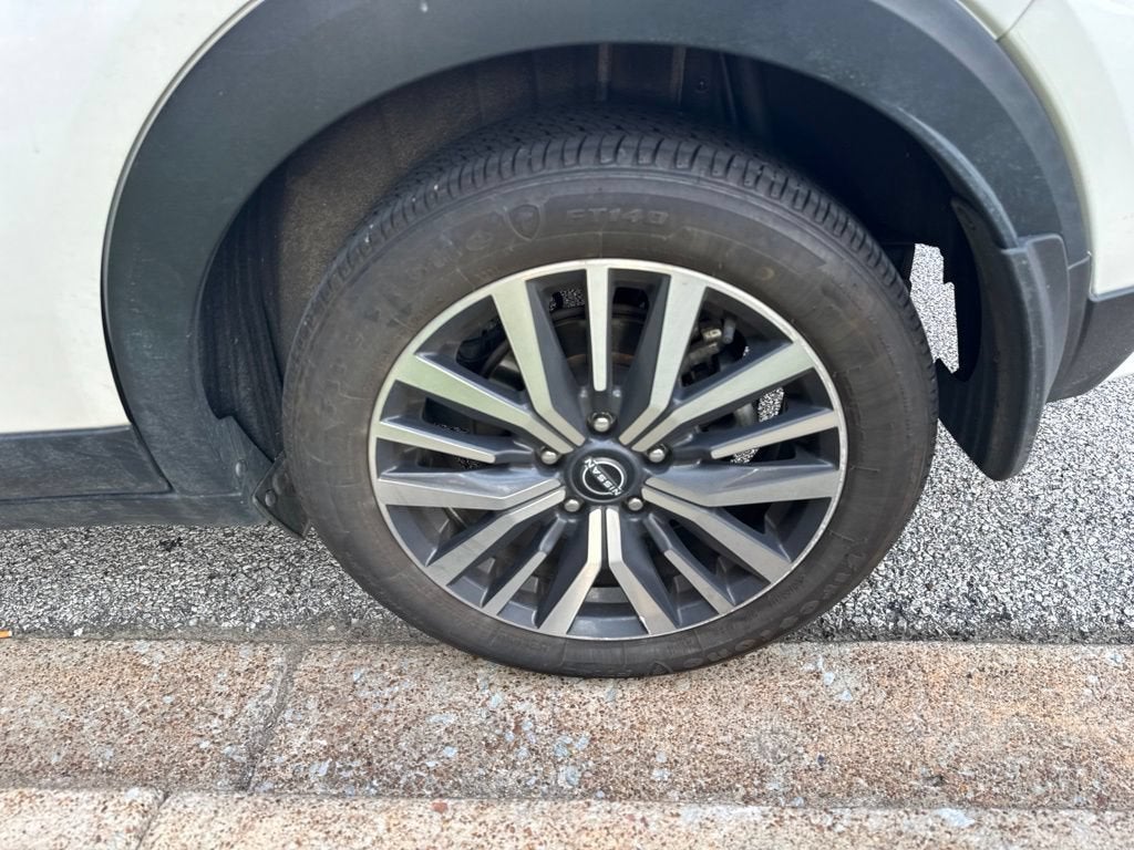 2023 Nissan Kicks SV Xtronic CVT