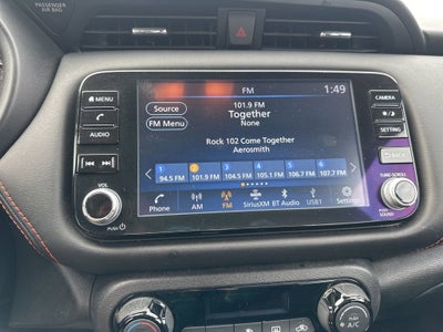 2023 Nissan Kicks SR