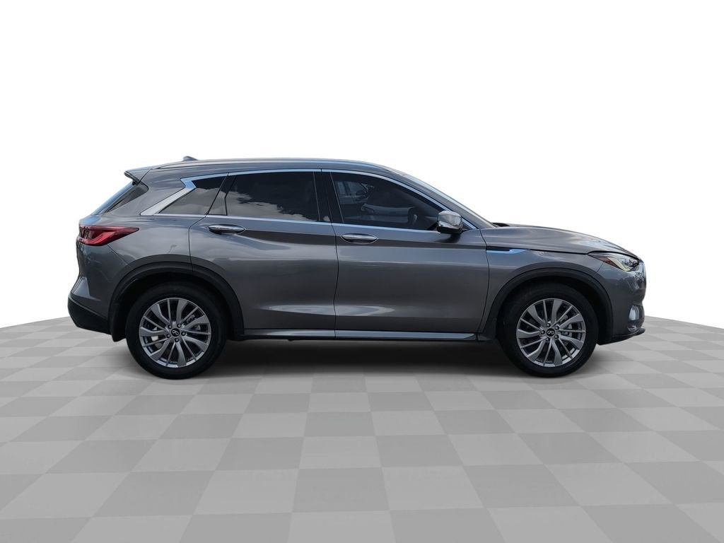 2024 INFINITI QX50 LUXE