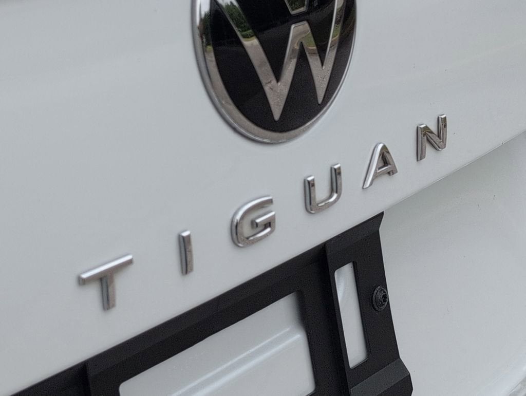 2023 Volkswagen Tiguan 2.0T SEL R-Line