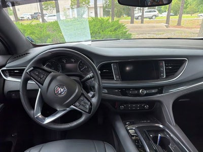 2022 Buick Enclave Essence