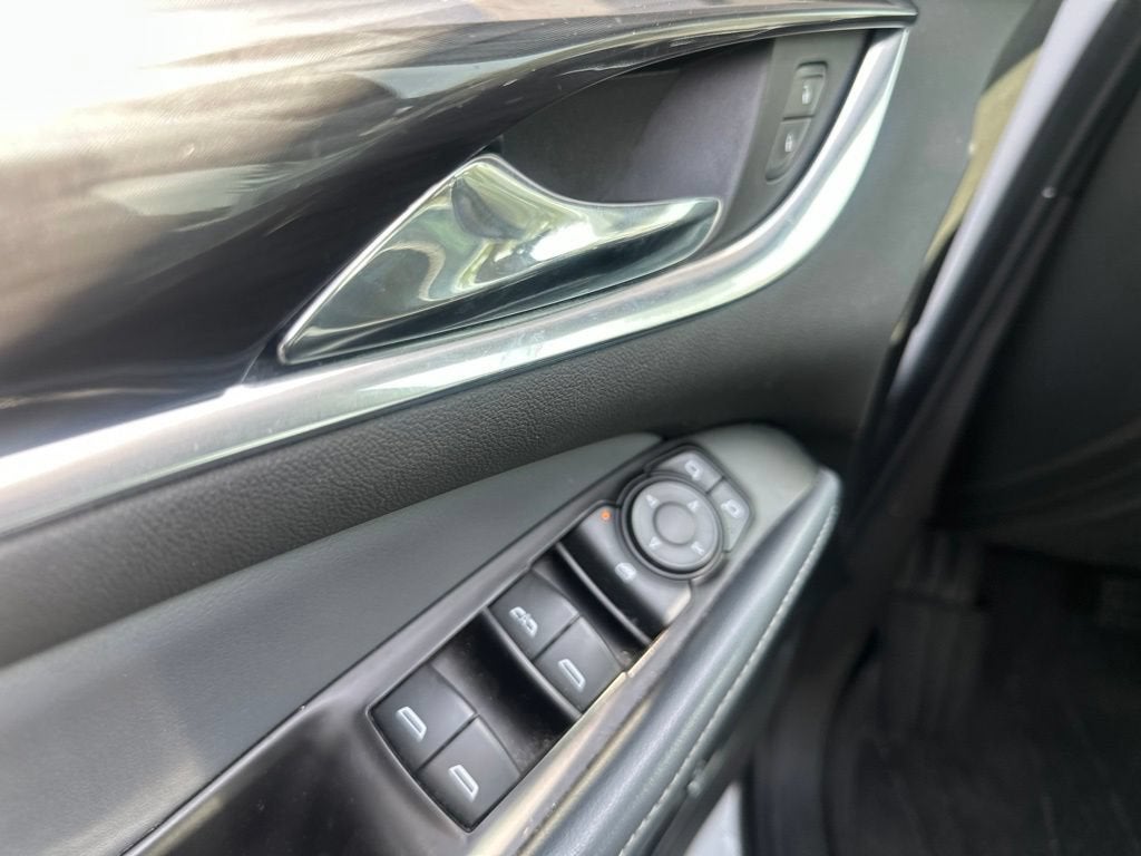 2018 Buick Enclave Essence