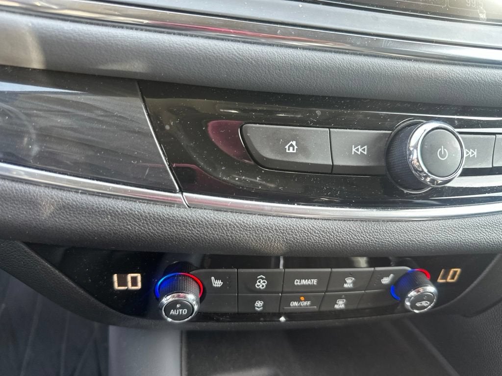 2018 Buick Enclave Essence