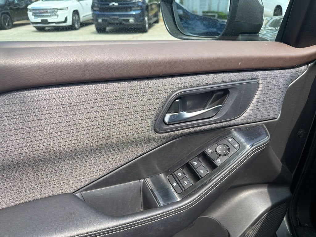 2023 Nissan Rogue SV Intelligent AWD