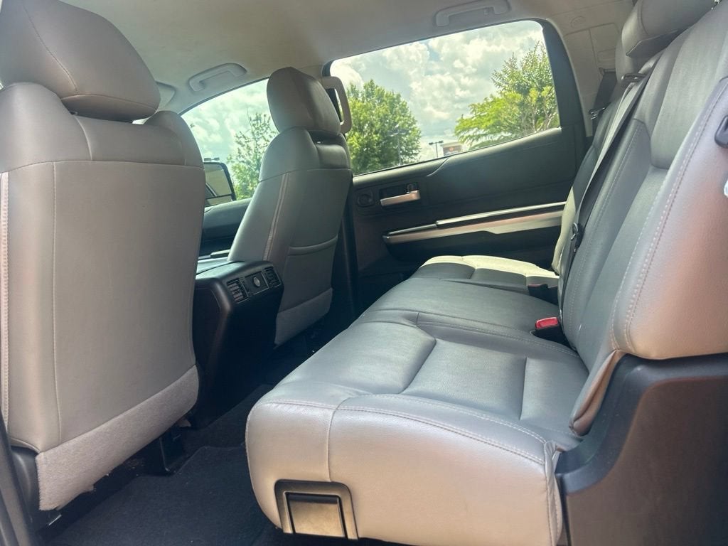 2015 Toyota Tundra SR5 5.7L V8