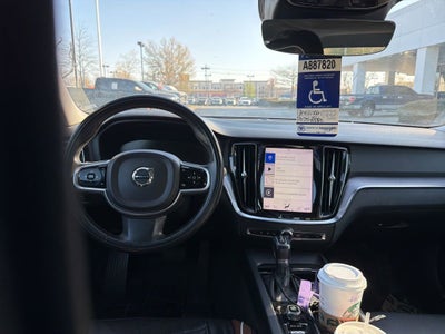 2020 Volvo S60 T5 Momentum