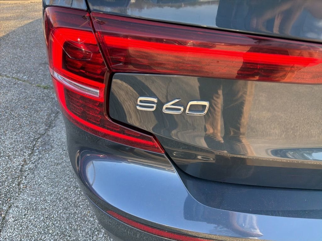2020 Volvo S60 T5 Momentum