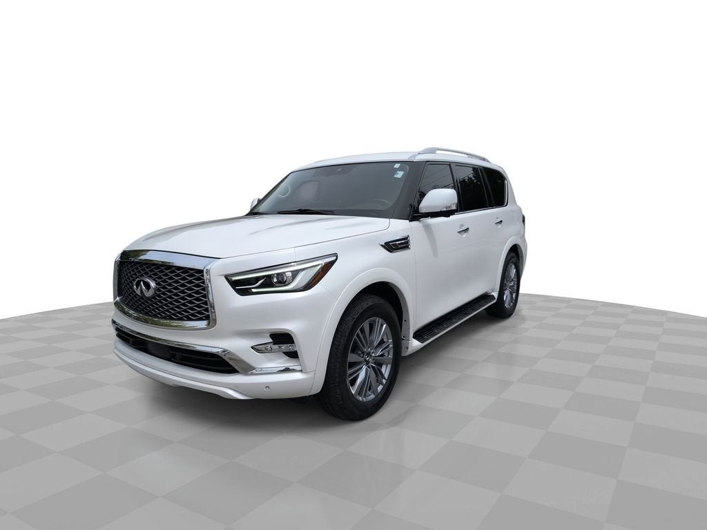 2022 INFINITI QX80 LUXE