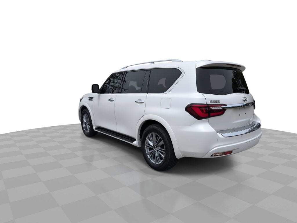 2022 INFINITI QX80 LUXE