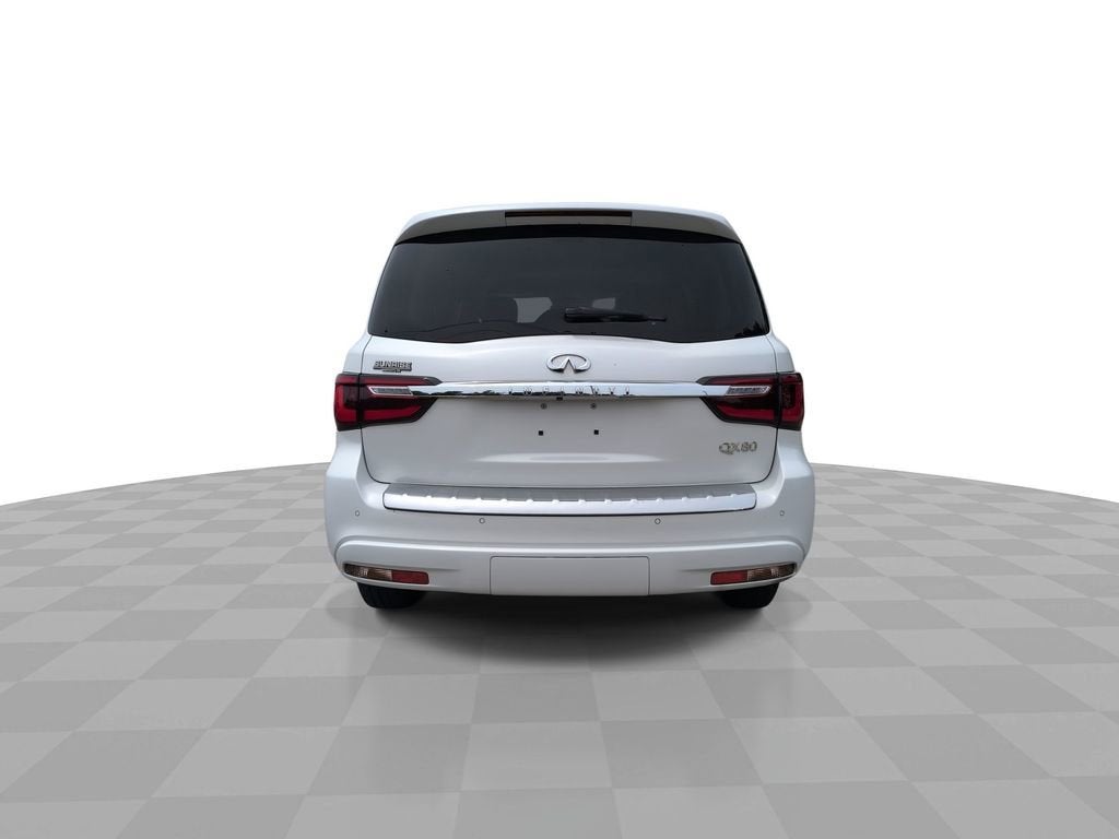 2022 INFINITI QX80 LUXE