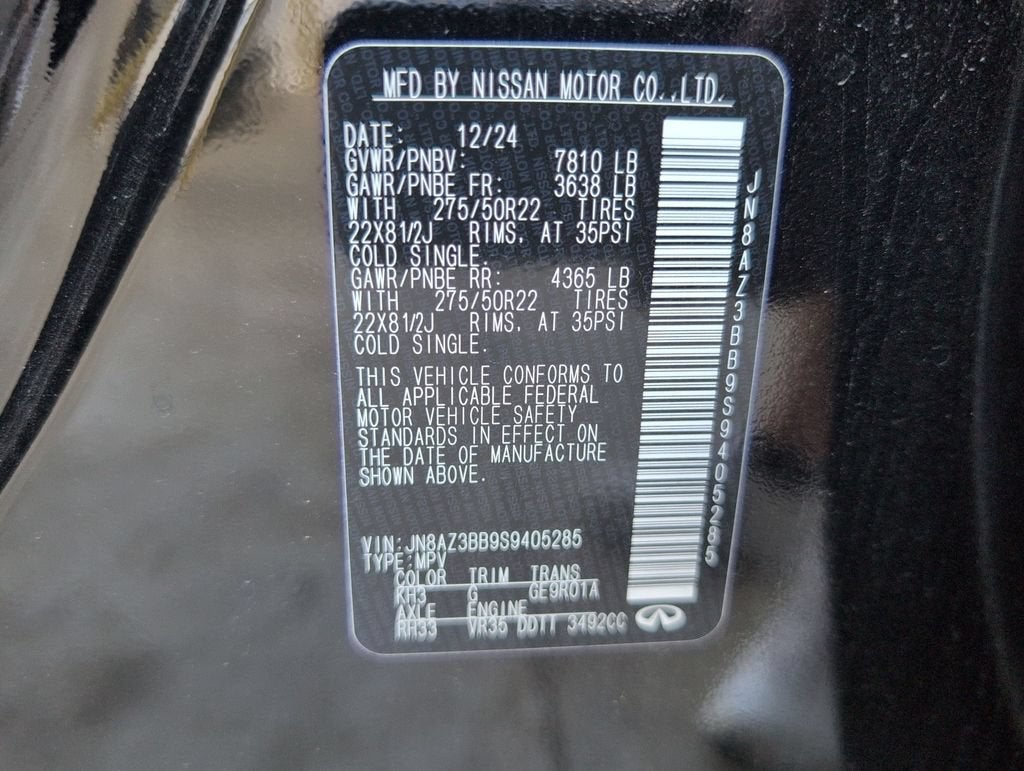 2025 INFINITI QX80 LUXE AWD