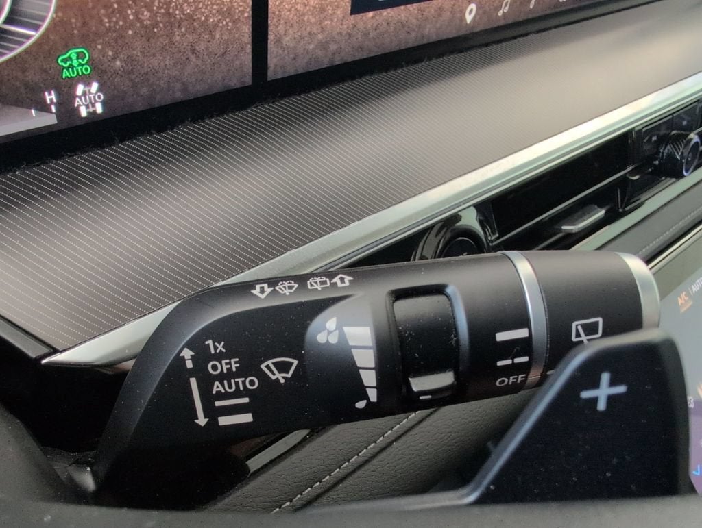 2025 INFINITI QX80 LUXE AWD