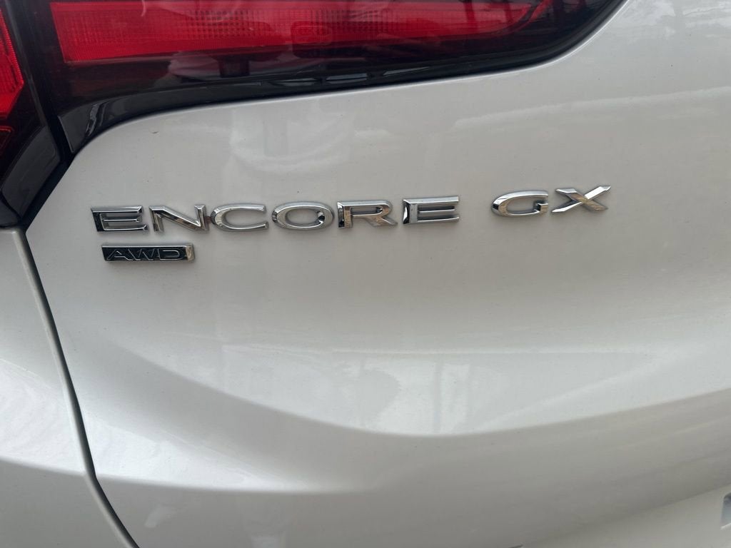 2022 Buick Encore GX Select
