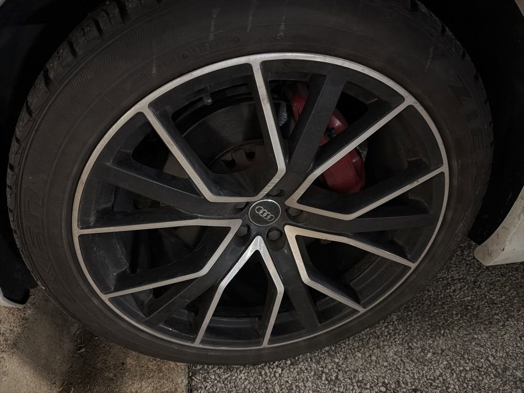 2019 Audi Q8 55 Premium