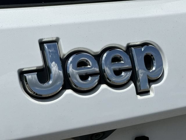 2022 Jeep Grand Cherokee WK Laredo E 4x4