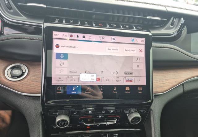 2023 Jeep Grand Cherokee Summit