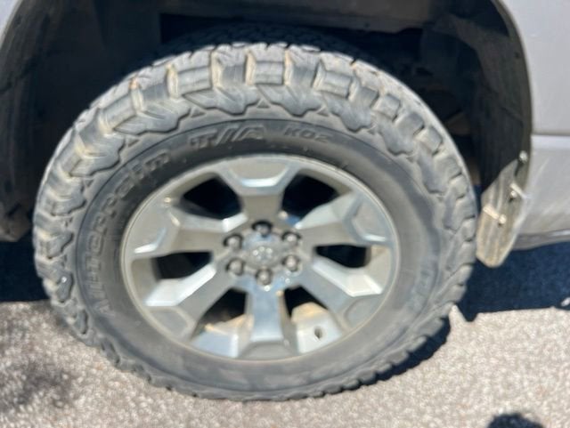 2019 RAM 1500 Big Horn/Lone Star Crew Cab 4x4 5'7" Box