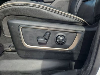 2020 RAM 1500 Limited Crew Cab 4x4 5'7" Box