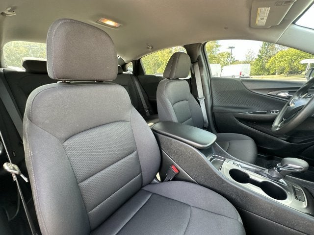 2024 Chevrolet Malibu LS