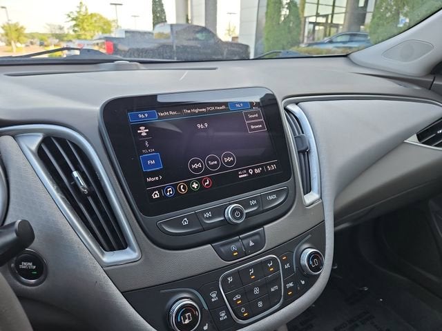 2022 Chevrolet Malibu LT