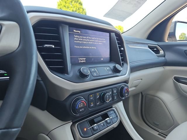 2022 GMC Acadia Denali