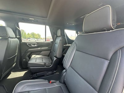 2023 GMC Yukon SLT