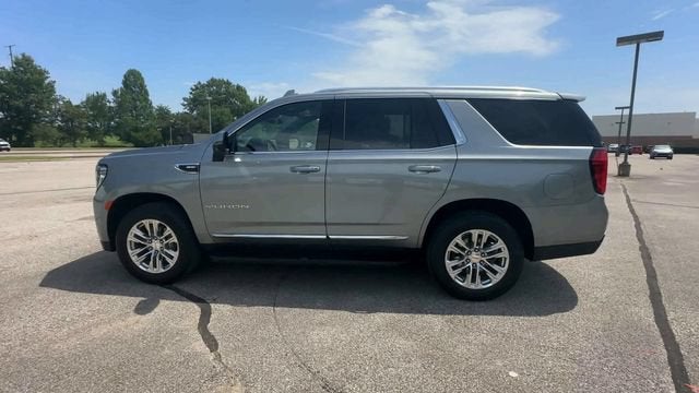 2023 GMC Yukon SLT
