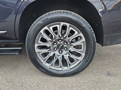 2023 GMC Yukon Denali Ultimate