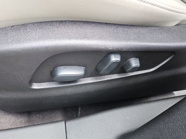 2019 Cadillac XT4 FWD Luxury