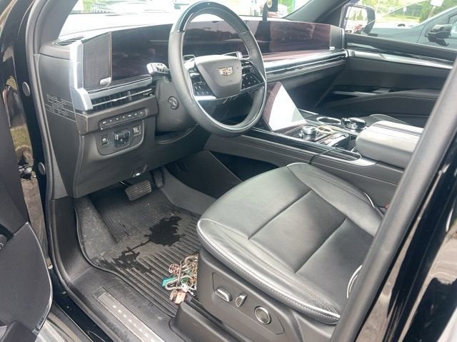 2025 Cadillac Escalade ESV Sport