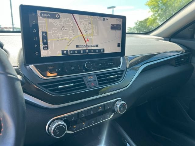 2024 Nissan Altima SR FWD