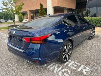 2022 Nissan Altima SR FWD