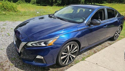 2022 Nissan Altima SR FWD