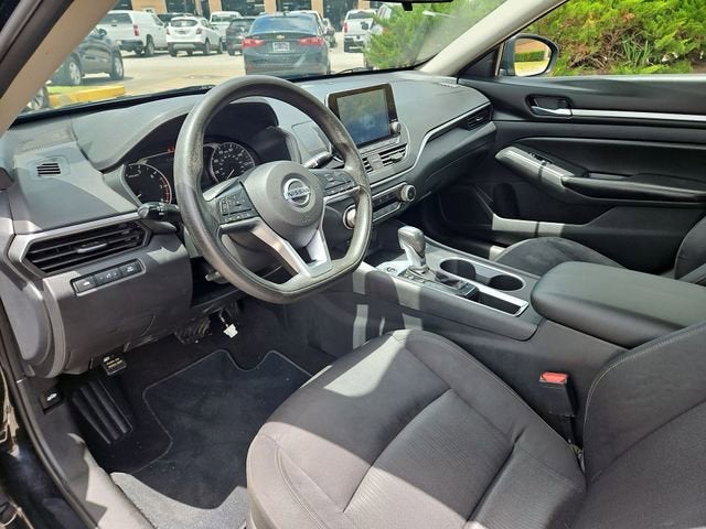 2022 Nissan Altima SV FWD