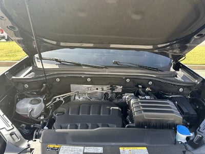 2025 Volkswagen Atlas 2.0T SEL Premium R-Line