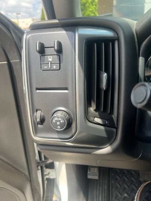 2019 Chevrolet Silverado LD LT