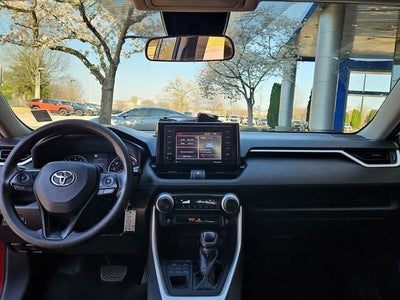 2021 Toyota RAV4 LE