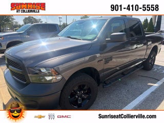 2022 RAM 1500 Classic Tradesman Crew Cab 4x4 5'7" Box