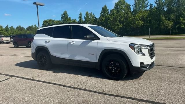 2024 GMC Terrain AT4