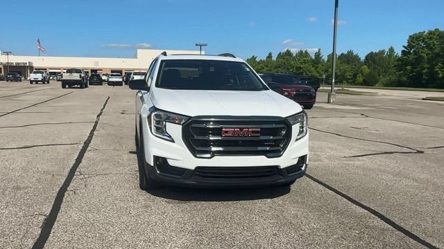 2024 GMC Terrain AT4